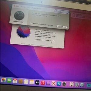 Apple MacBook Air - Gray